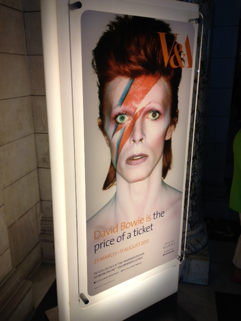 bowievandasign